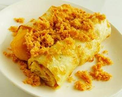 Chinese Fried Donut Wrapped in Egg Pancake 油條蛋餅